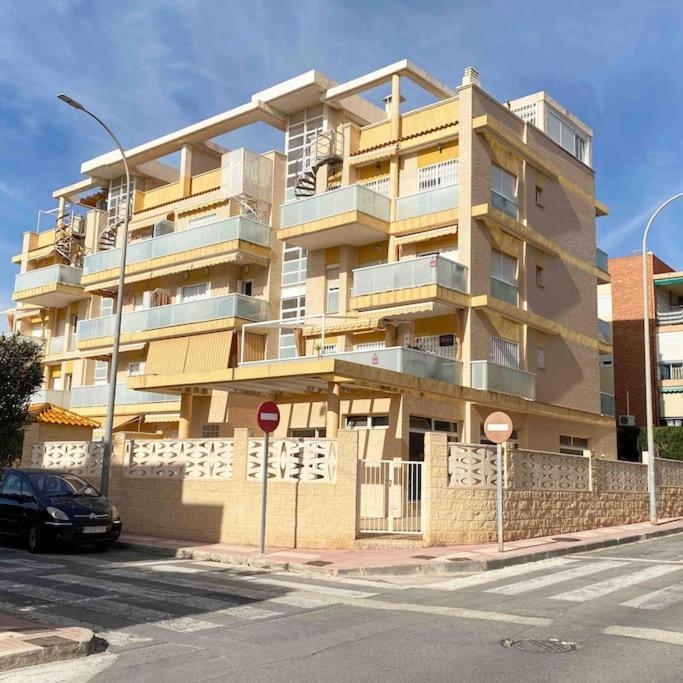 Modern Flat Close To Beach El Campello Exterior photo